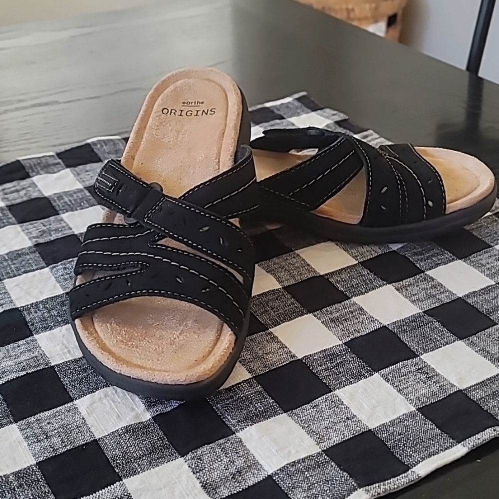 Womens Earth Origins Sandals